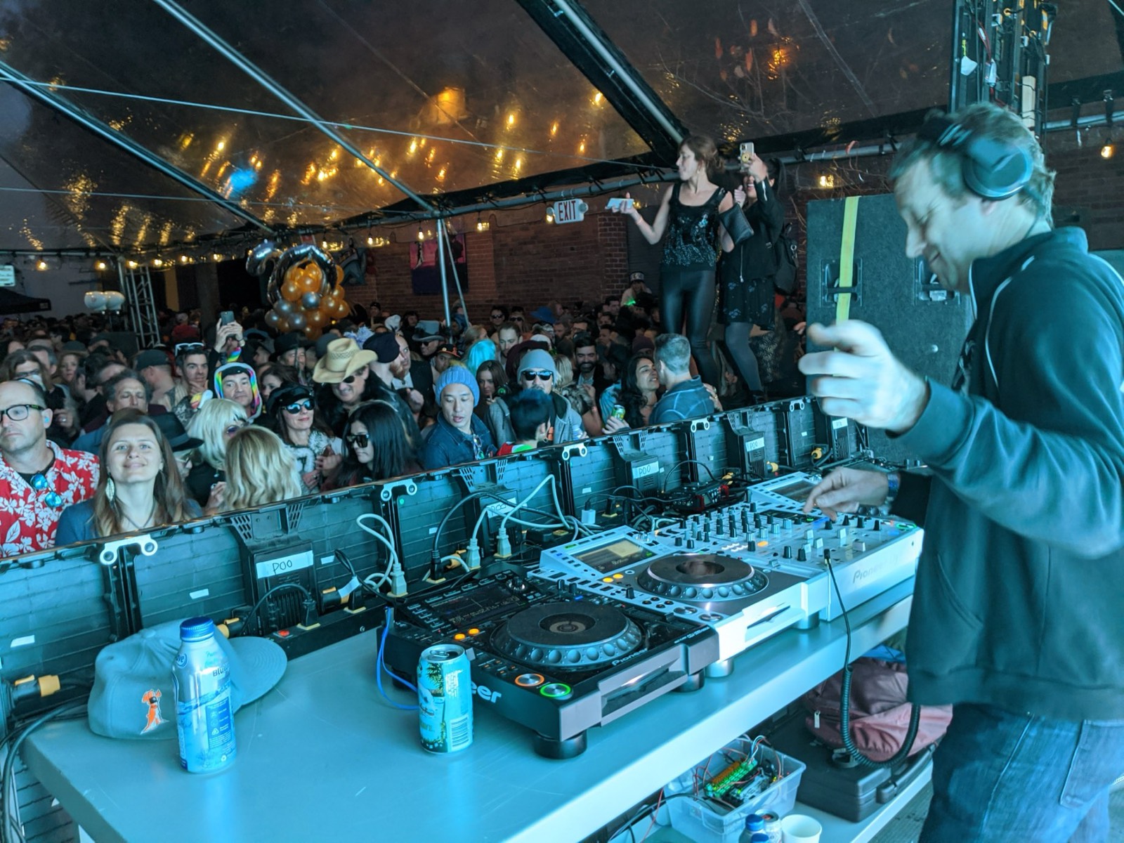 DJ Deckard at a gig