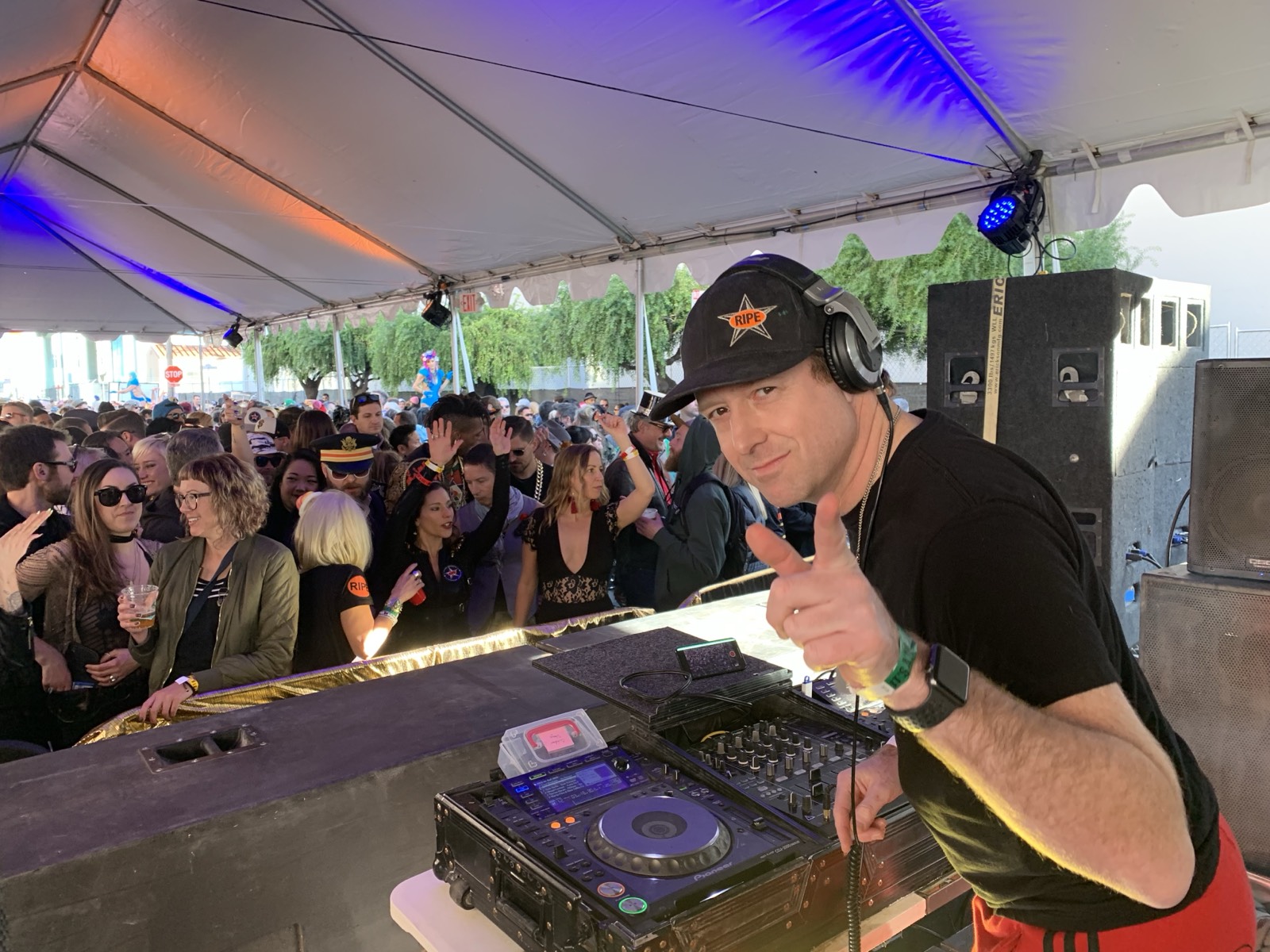 DJ Deckard at a gig